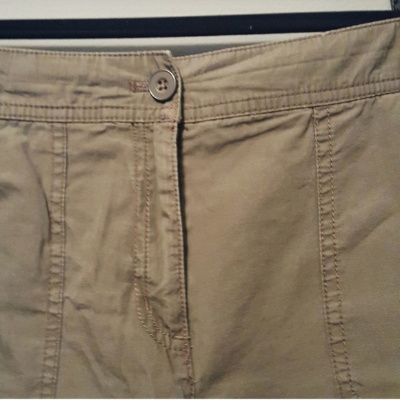 VAN HEUSEN Mid Rise Utility Khaki Cropped Pants - Picture 3 of 10